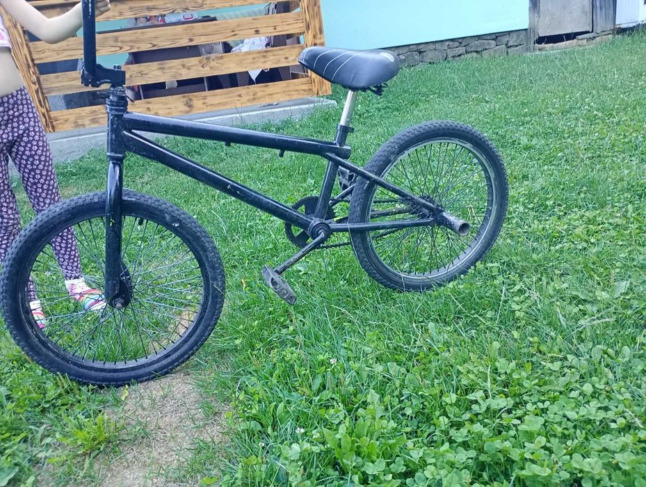Vând BMX stare buna
