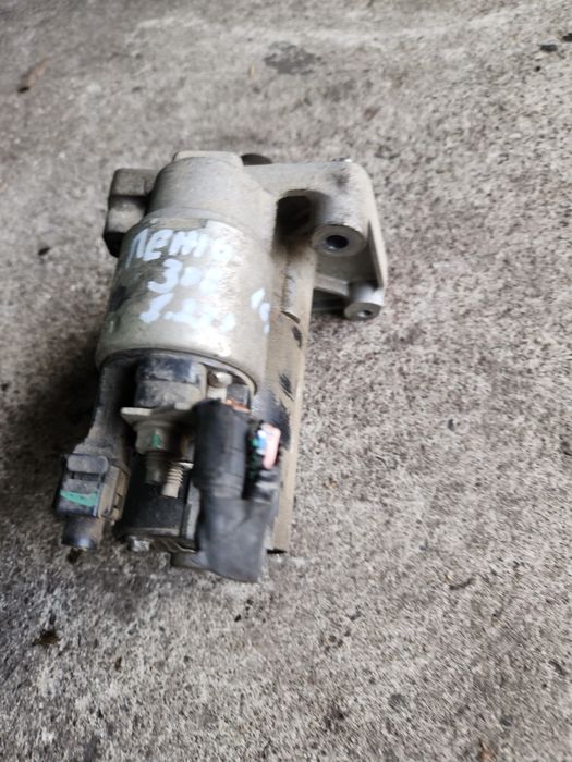 Стартер за Peugeot 308 T9 1. 2Ti