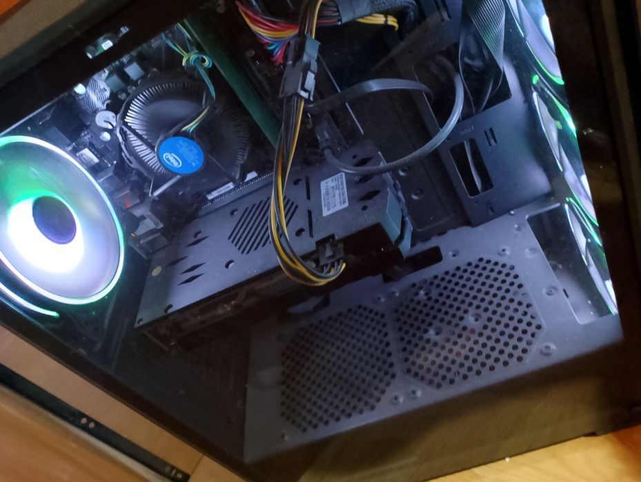 PC Gaming Mid-Range – i5-10400F / RX 580 8GB / 16GB RAM / 1TB