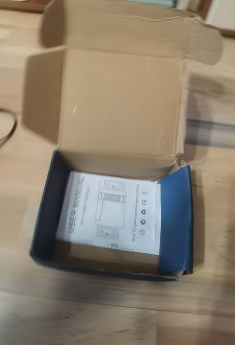 Mini consola tv cu 620 jocuri retro vintage tip Nintendo NES