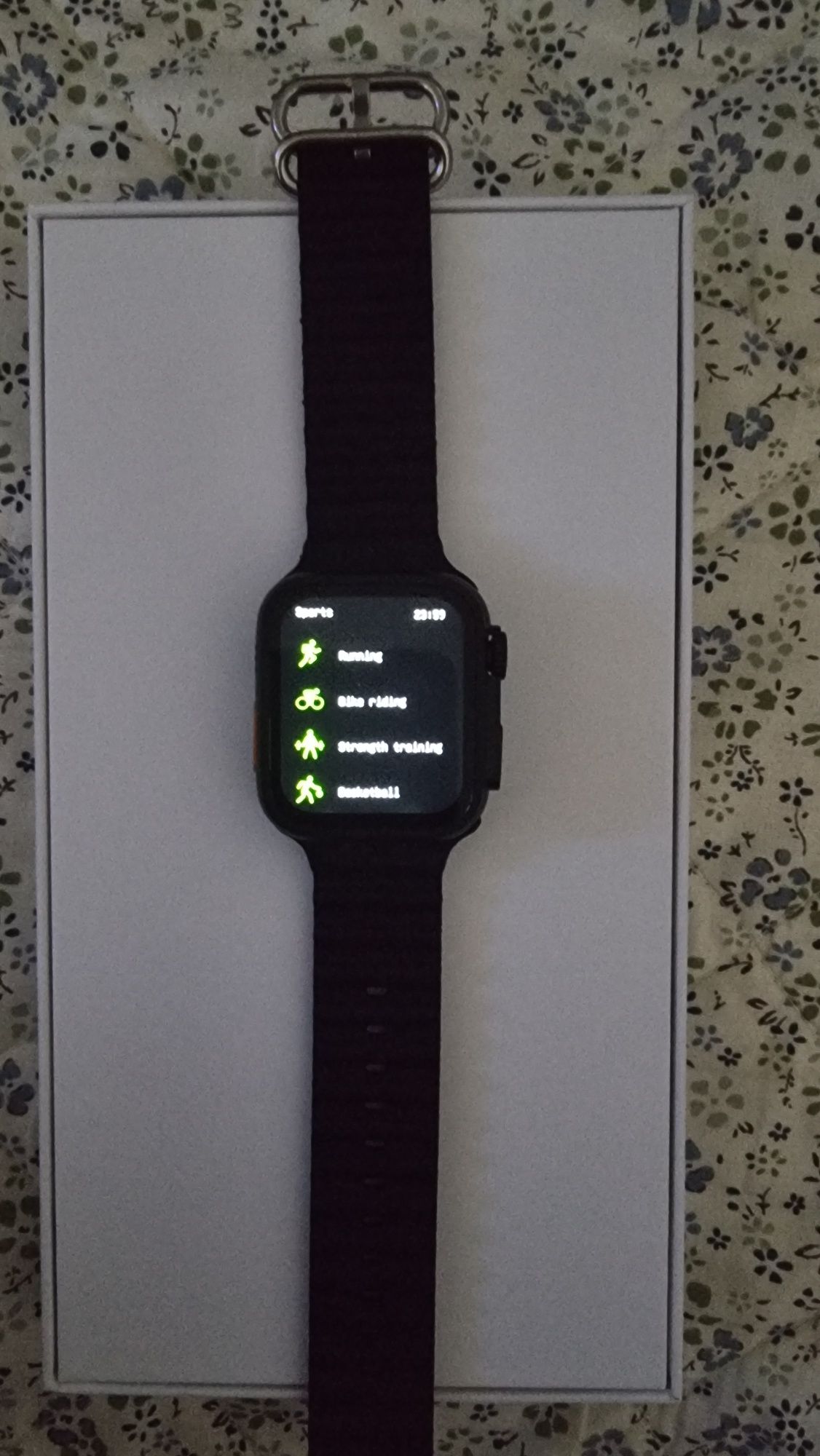 Vând ceas Smartwatch Ultra seria 8(exact ca Apple Watch Ultra 1)
