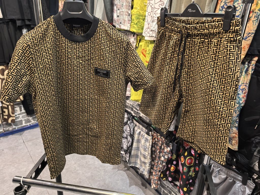 Balmain летен екип