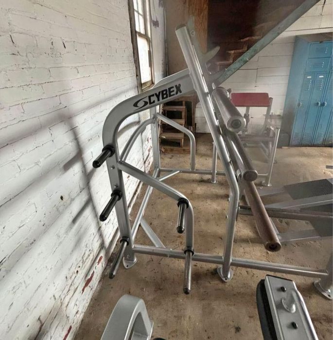 Squat Rack Cybex !!!