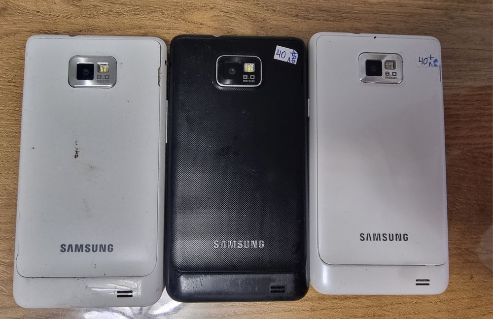 Телефон Samsung S2 Plus