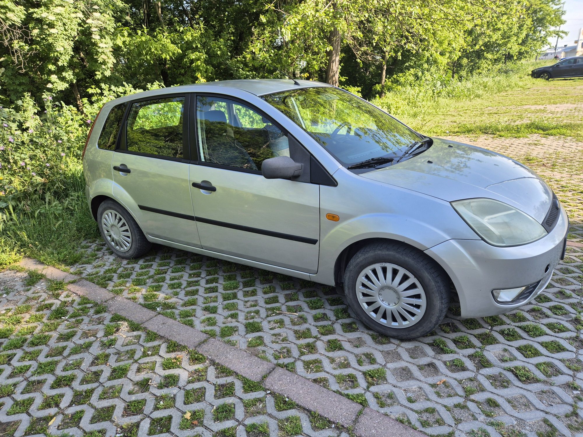 Ford Fiesta 1.4 TDCI (Възможен е коментар на цената)
