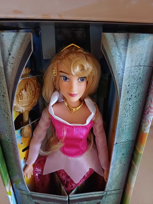 Кукла Дисни Аврора Спящата красавица Disney Store