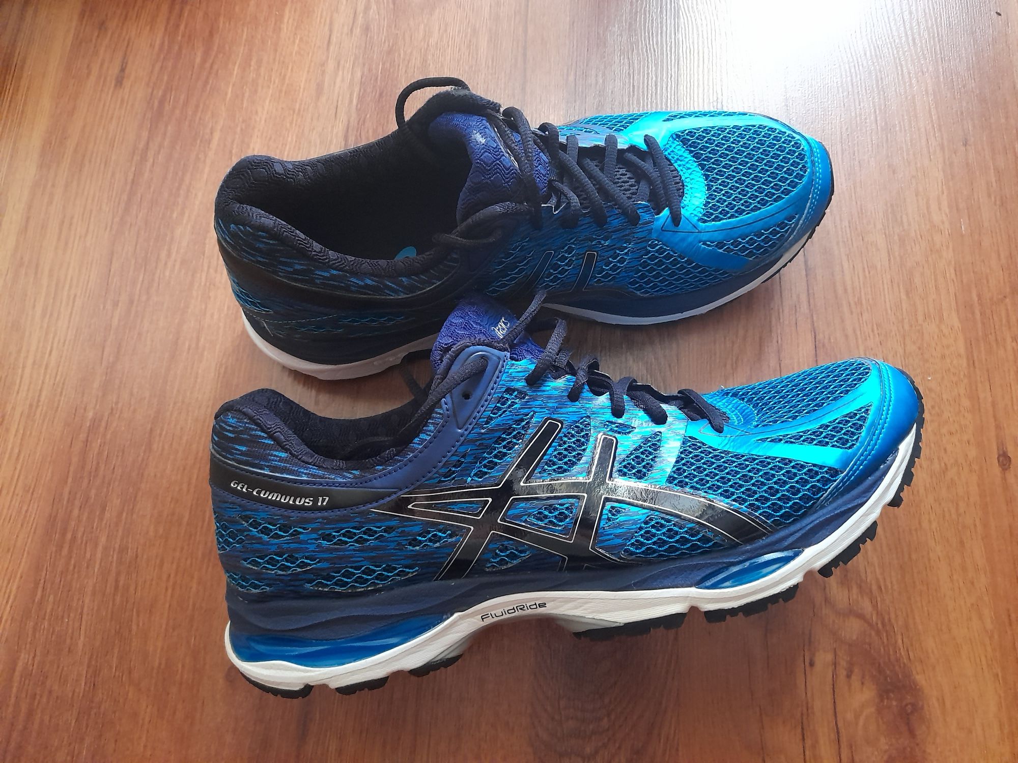 Asics gel Cumulus 17 маратонки 44.5 номер.