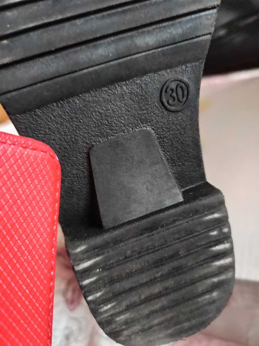 Зимни ботушки за момичета.