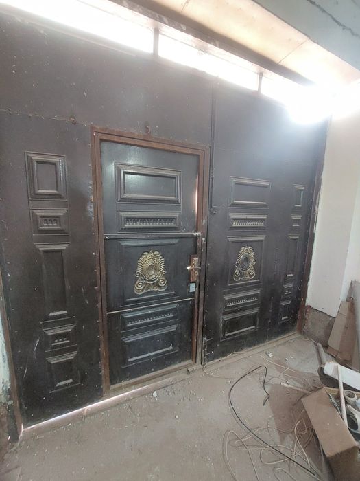 Дарвоза сатилад бу