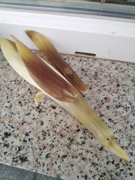 Красиви изделия от кост и кожа от див  заек