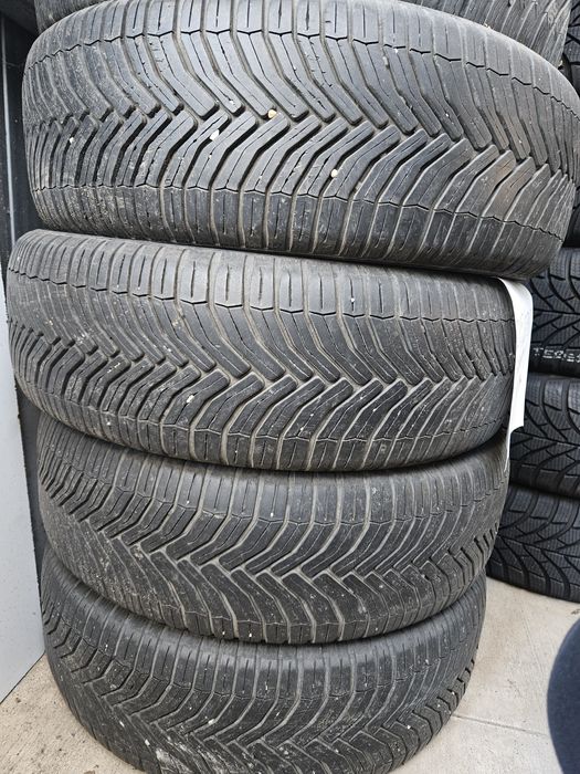 215/65R16 Michelin 4бр.