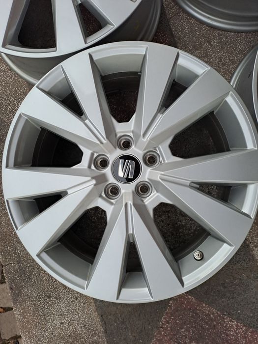 Сеат Фолксваген Шкода Ауди  5×100 17цола  6 1/2 J Ет 48 57.1 ц.отвор