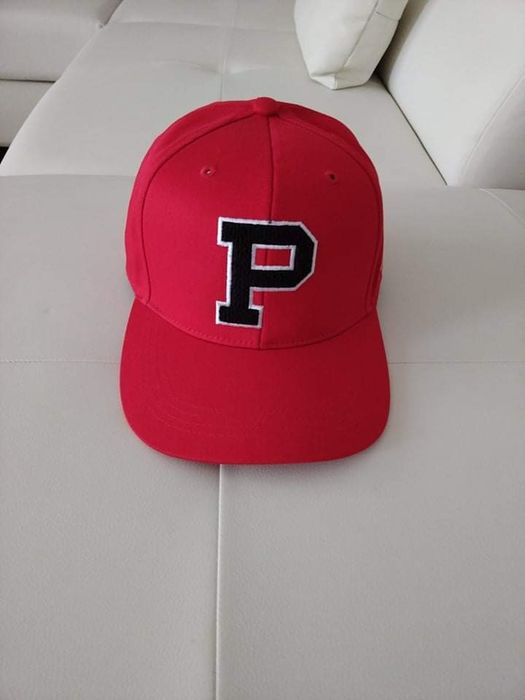 vand sapca Sport  fashion ,barbateasca ,produs de calitate nou.import.