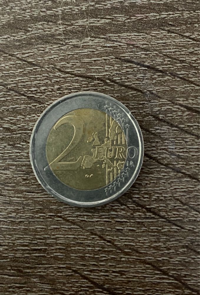 Рядка монета от 2 евро италианска