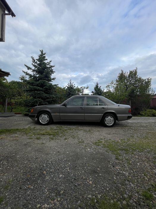 Mercedes 200E W124 A/C