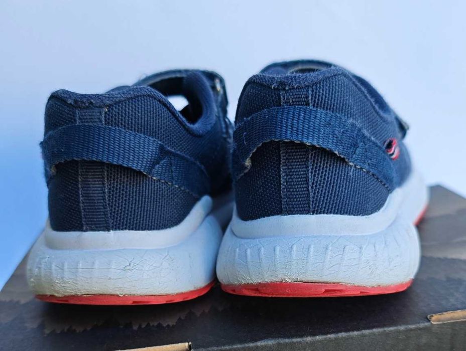 Момчешки маратонки Viking, N30