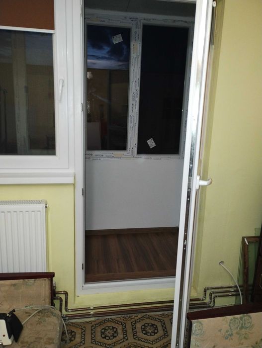Apartament de vânzare.