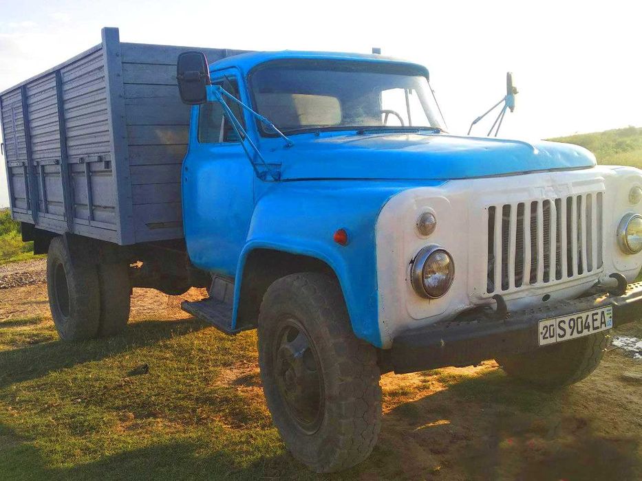 ( Zil) Gaz 53 bartavoy srochna sotiladi