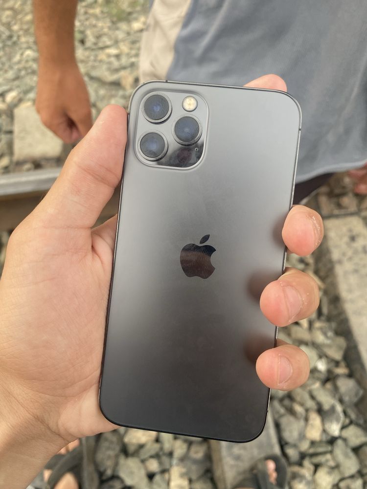 iPhone 12 pro ideal