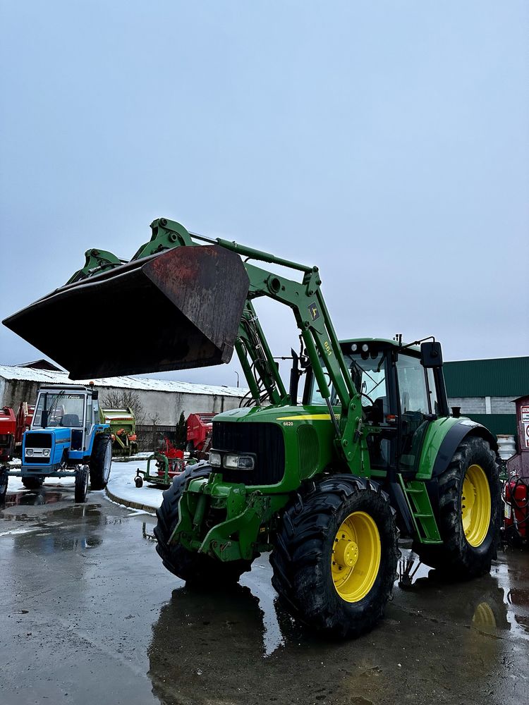 Tractor John Deere 6620