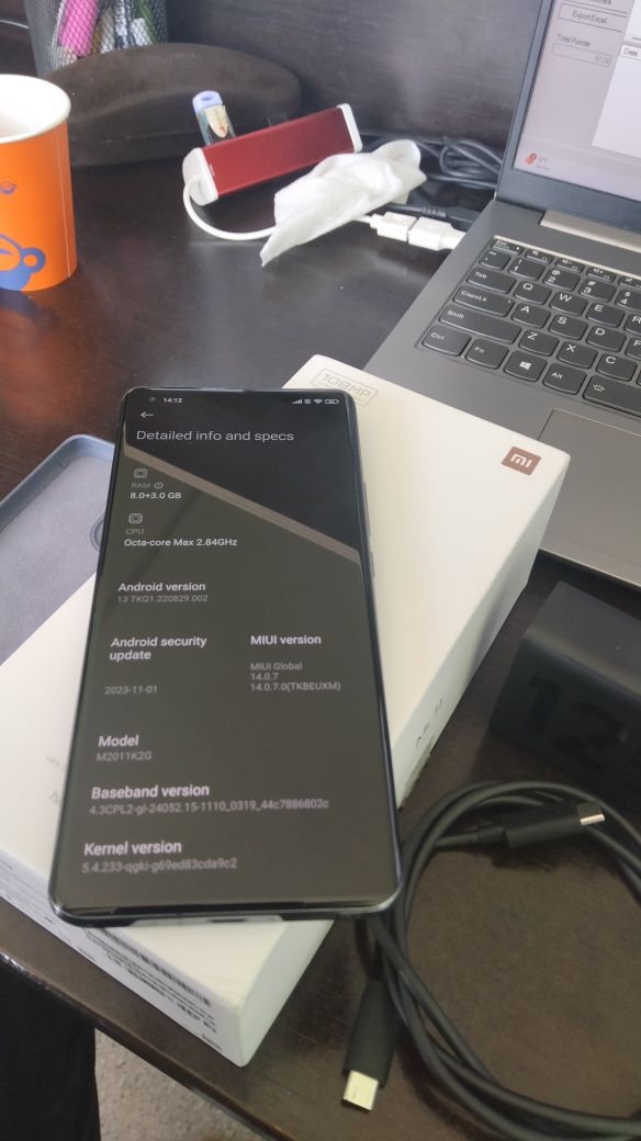 Xiaomi mi 11 Snapdragon 888 128 GB 8 Ram Sau Schimb.