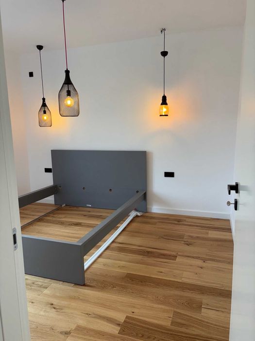 Duplex Otopeni,toate utilitatile,la asfalt,curte generoasa,2 balcoane
