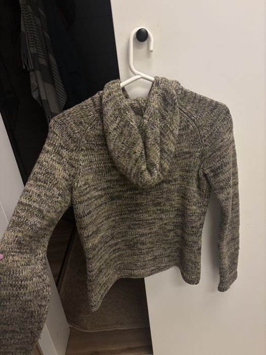 Вълнена жилетка