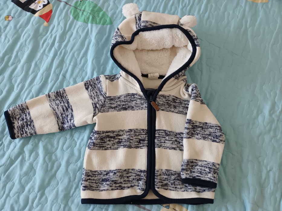 Hăinuță  h&m, 2-4 luni