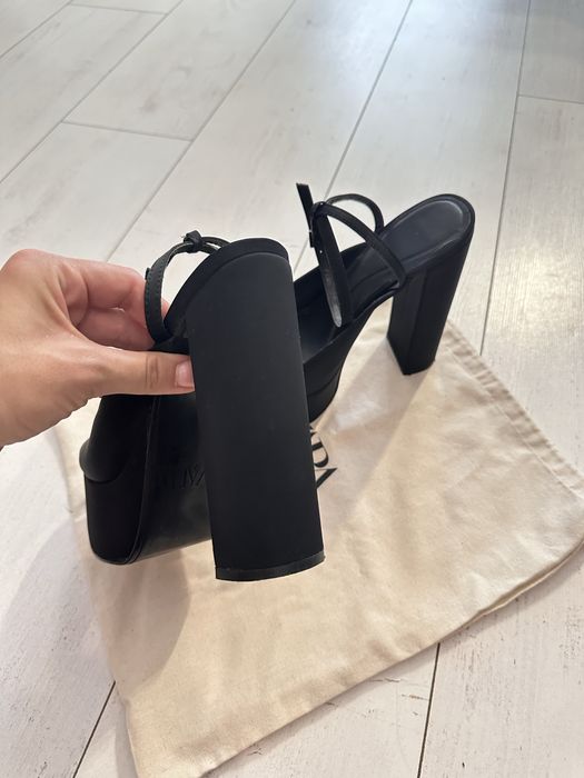 Stradivarius ботуши гумени 38 / Zara обувки на висок ток