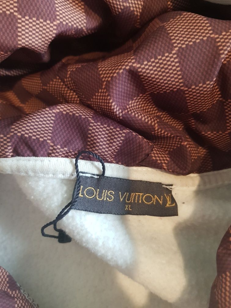 Hanorac Supreme X Louis Vuitton. Fit M - L