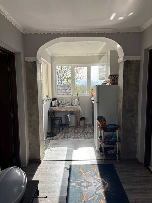 Продава се къща с.Макариополско