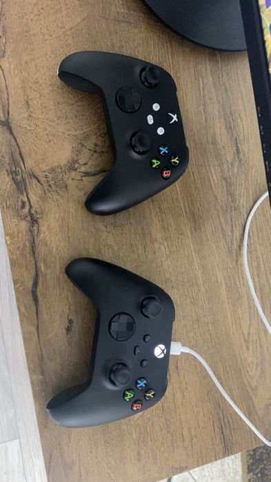 Vand xbox series s 512 gb!!