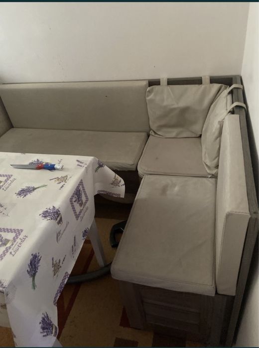 Продам угловой стол