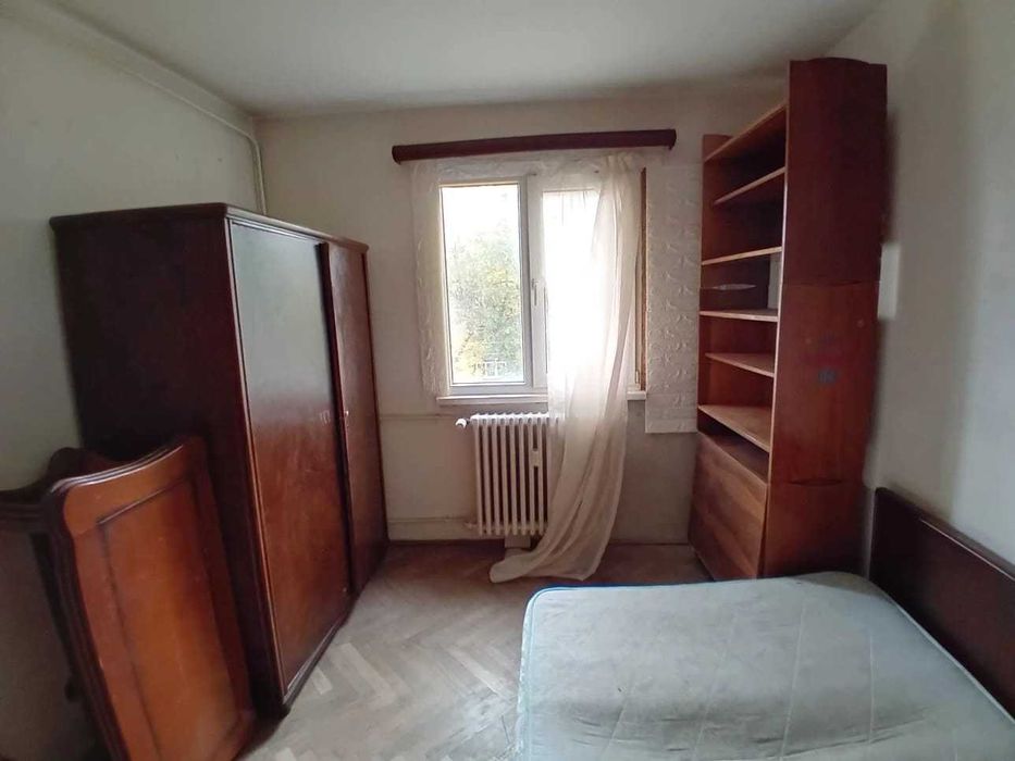 Mobilă veche, electroasnice GRATUIT