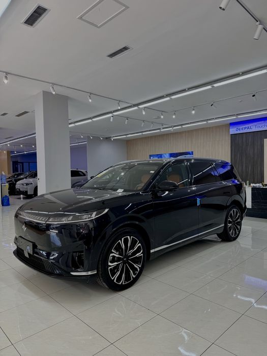 Dongfeng 008 610KM Electra Ultra Restyling 2026 Full