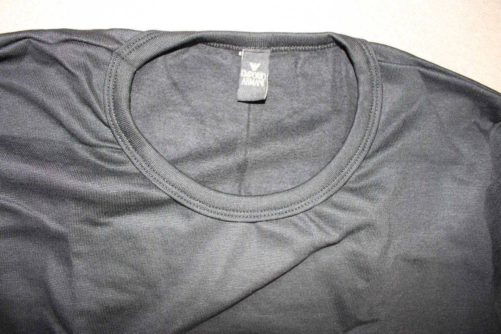 Нов мъжки комплект термобельо на Emporio Armani.