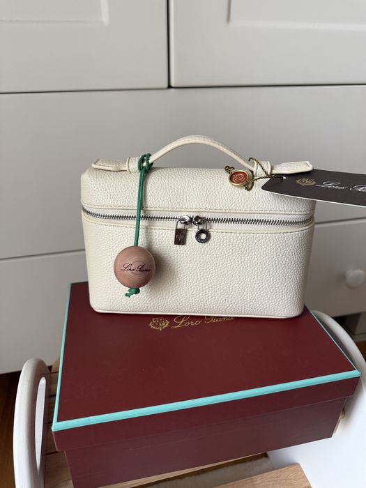 Бяла чанта от естествена кожа LP