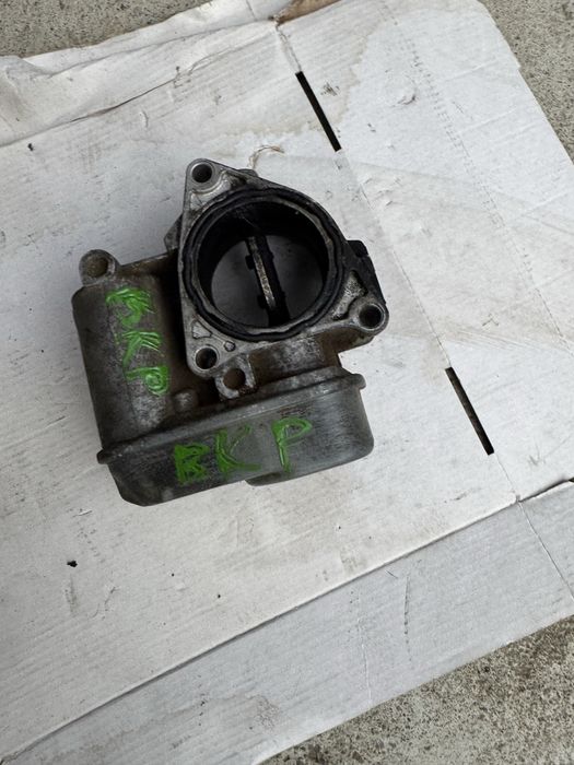 Clapeta acceleratie pt 2.0 vw  bkp bkd passat golf touran sharan etc