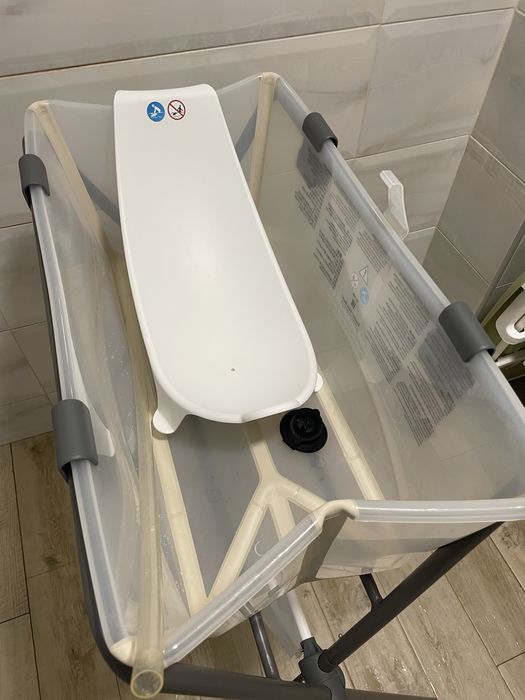 Компактна сгъваема вана със стойка Stokke Flexi Bath