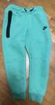 Чисто Ново Оригинално Долнище “Nike Tech Fleece” L 147-158