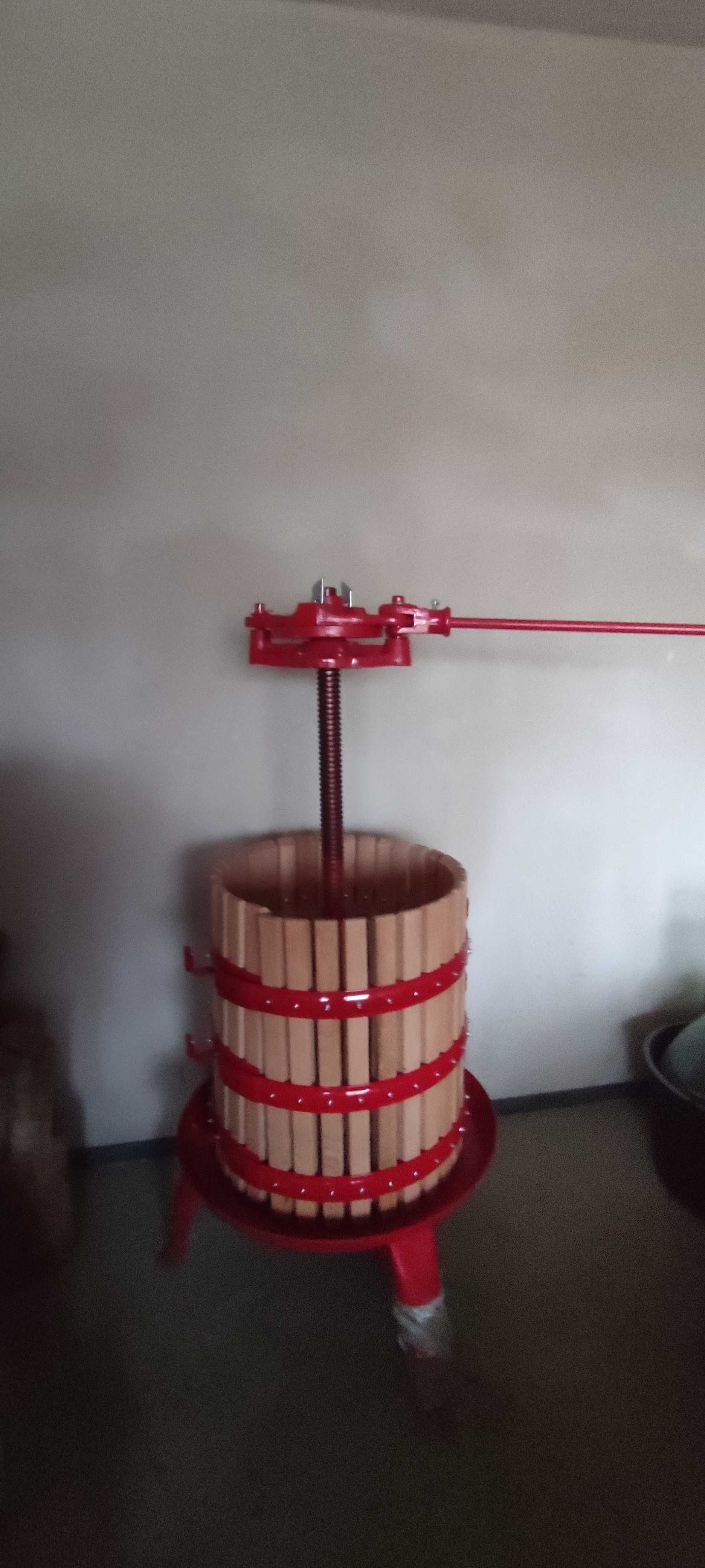 Presa struguri teasc  130l