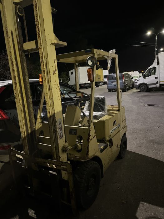 Vand stivuitor in stare perfecta de functionare