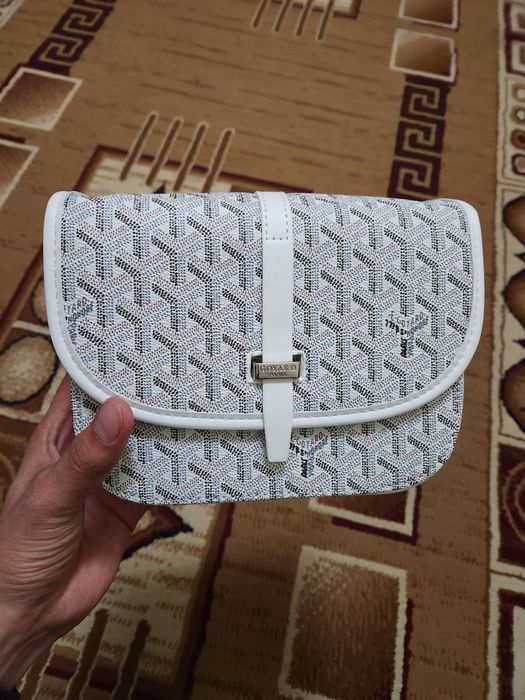 Goyard барсетка        .