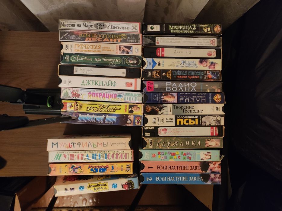 Видеокассеты Видеокассеты,  Видеокассеты, Видеокассеты, Видеокассеты