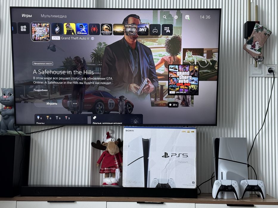 Продам Sony PS5 Slim 1 TB как новая 2 джойстика