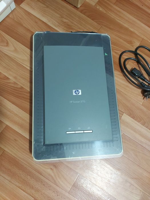 Продам сканеры и принтер.
