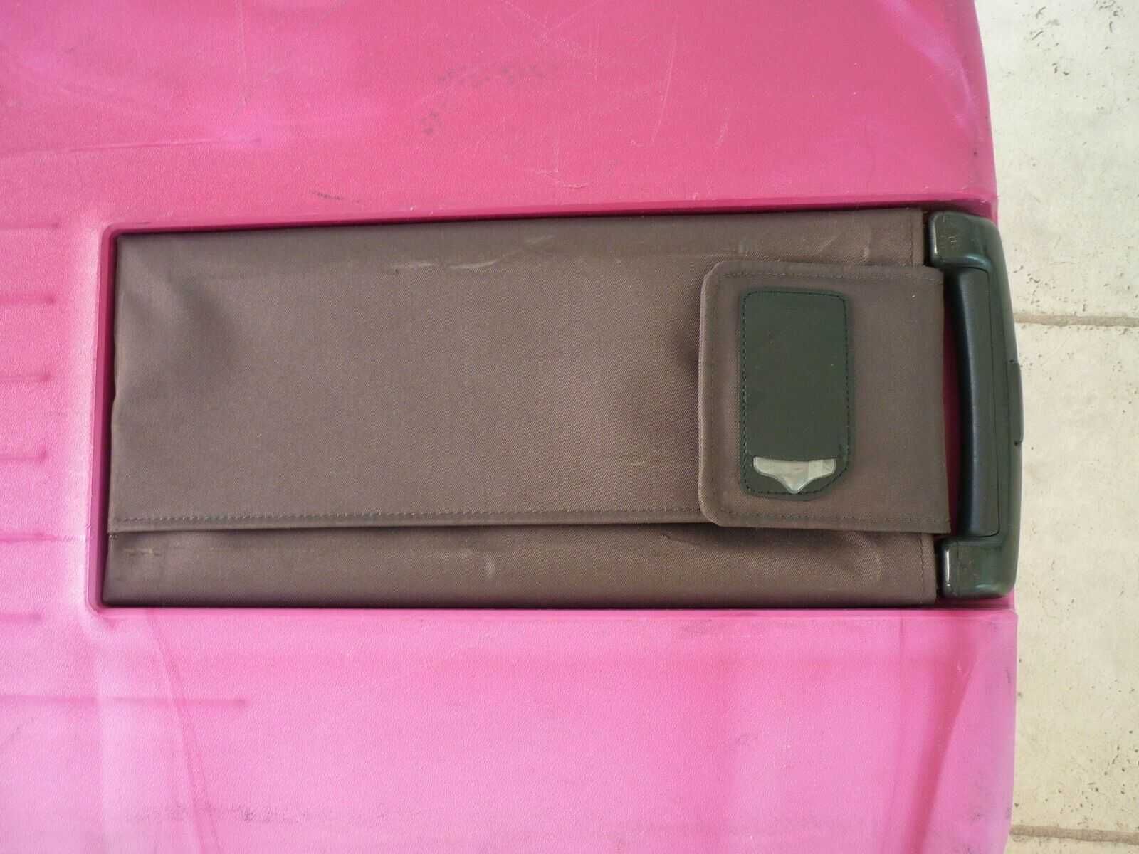 Valiza troller mare plastic dur ABS Samsonite roz, ciclame