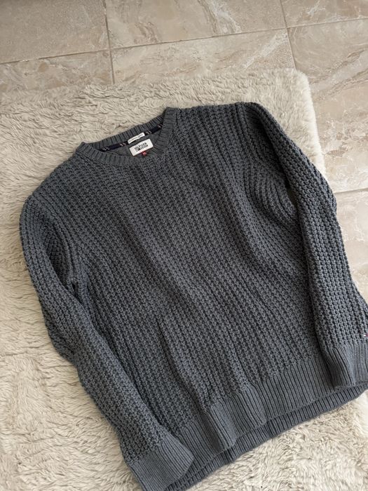 Pulover Tommy Hilfiger- oferta 70 lei