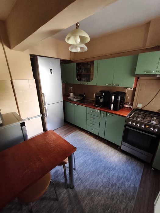 Apartament 3 camere, 2 băi, etaj 2 – Micro 16, cu parcare rezervată