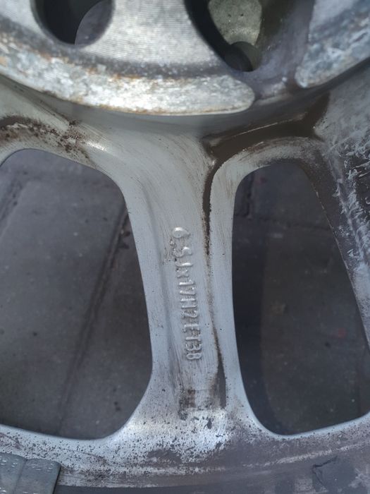 Jante 17, 5x112 Mercedes GLA + anvelope iarna Michelin 215 60 17